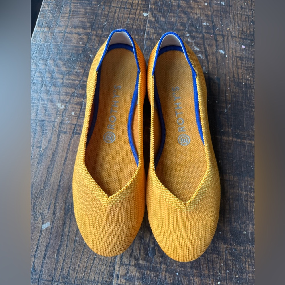 Rothys flats mustard color size 9